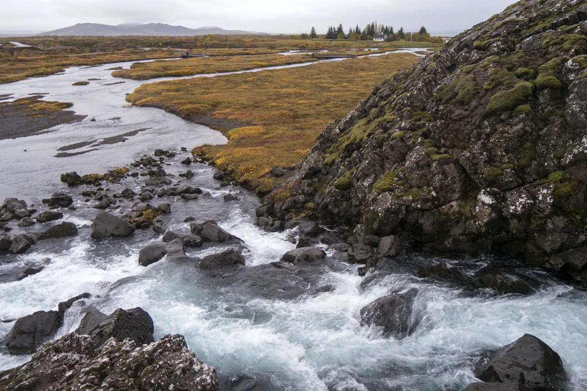 Thingvellir w 2026: Jak ugryźć geologię, mroczną historię i nowe zasady (Bez mandatu)