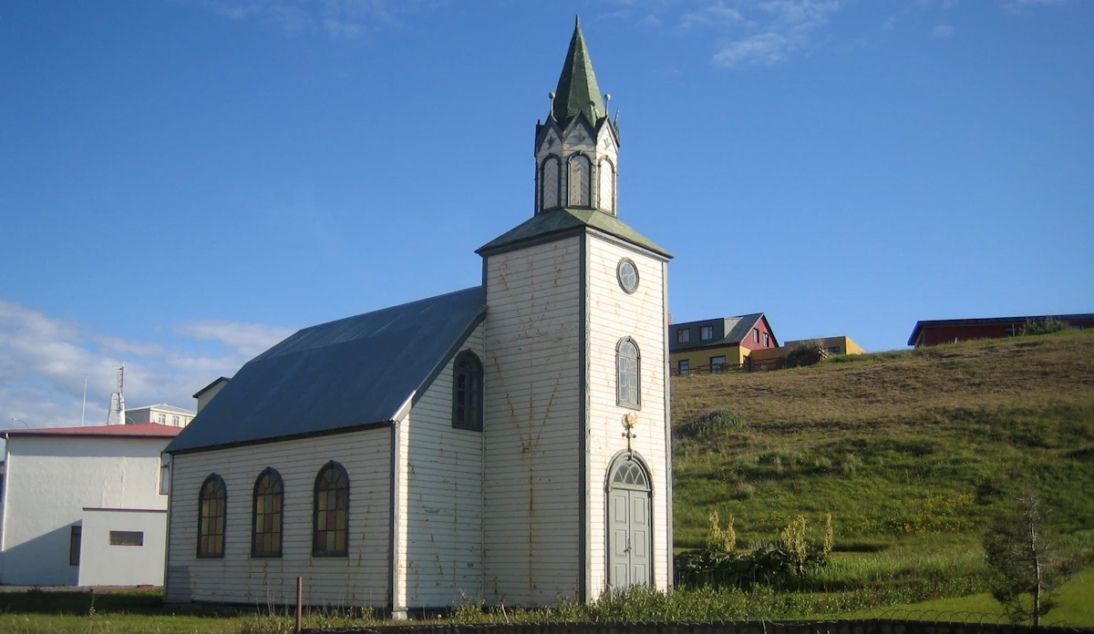 Wpływ modernizmu na architekturę sakralną Islandii